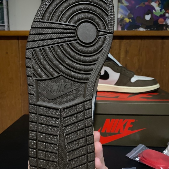 Travis Scott X Air Jordan 1 Retro High OG main image 10
